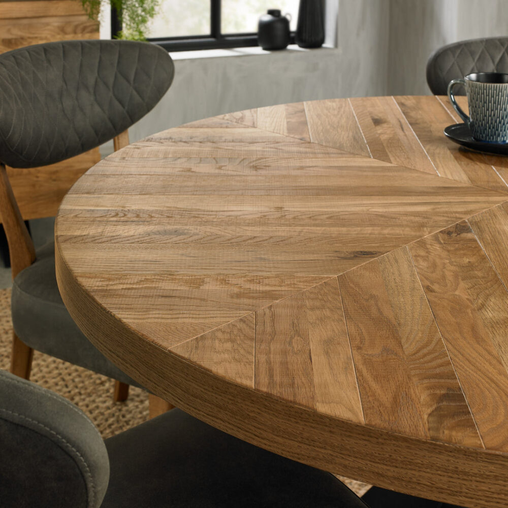 Tammi 4 Seater Round Dining Table - European Knotty Oak - Image 5