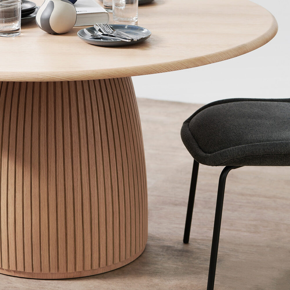 Tonya 1.4m Round Dining Table - Natural - Image 4