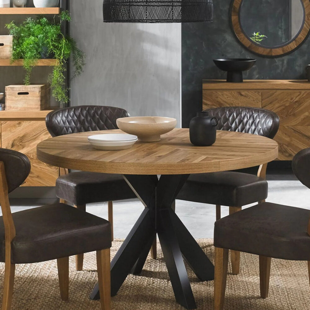 Tammi 4 Seater Round Dining Table - European Knotty Oak - Image 2